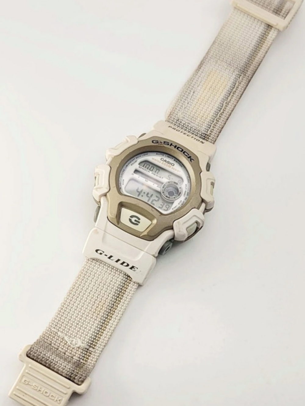 Vintage Casio G-Shock G-Lide DW-004 1826 Digital Watch Beige Tan